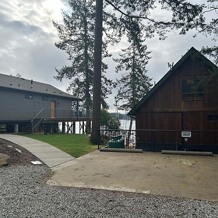 Pender Harbour Resort & Marina Garden Bay Exterior photo
