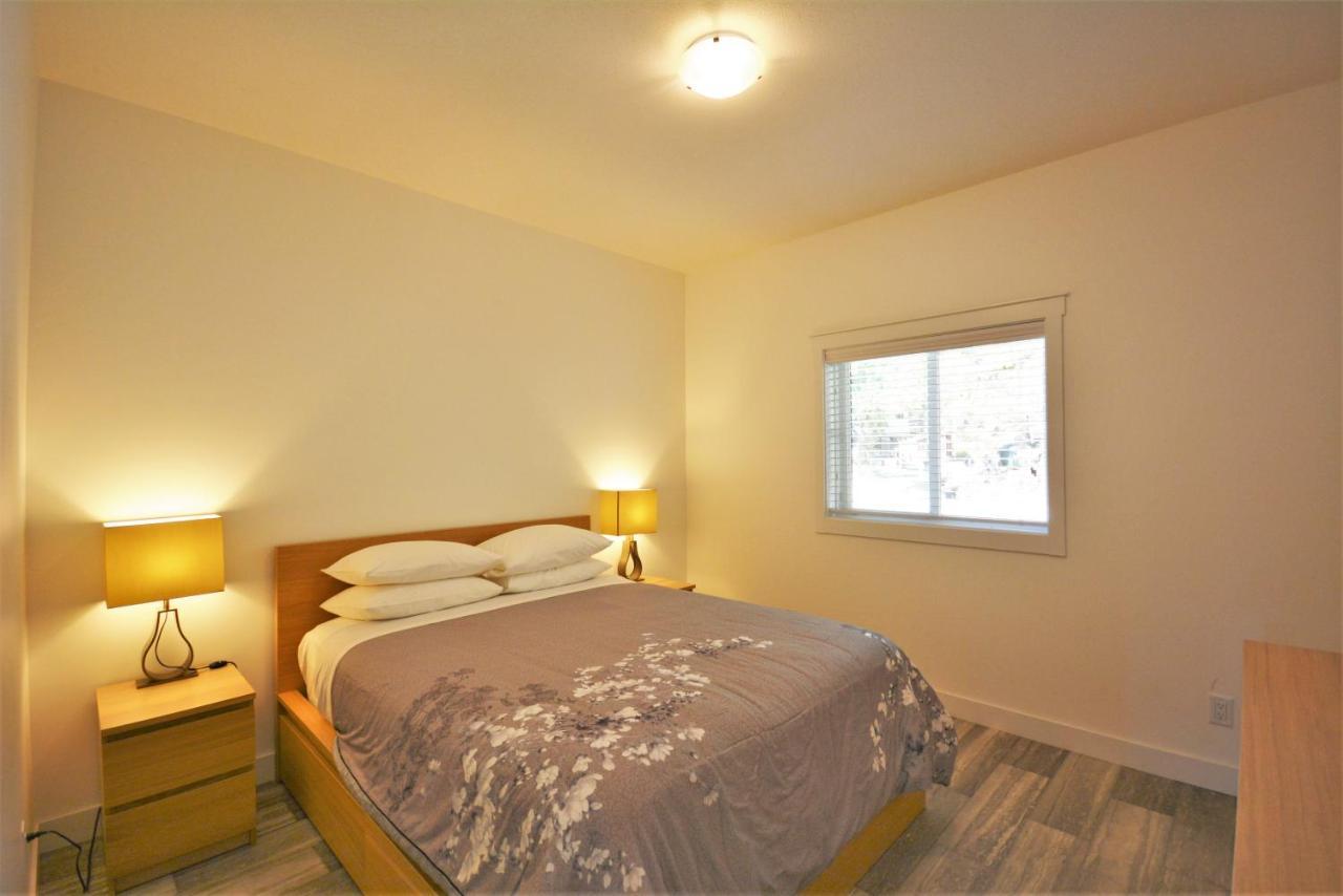 Pender Harbour Resort & Marina Garden Bay Exterior photo