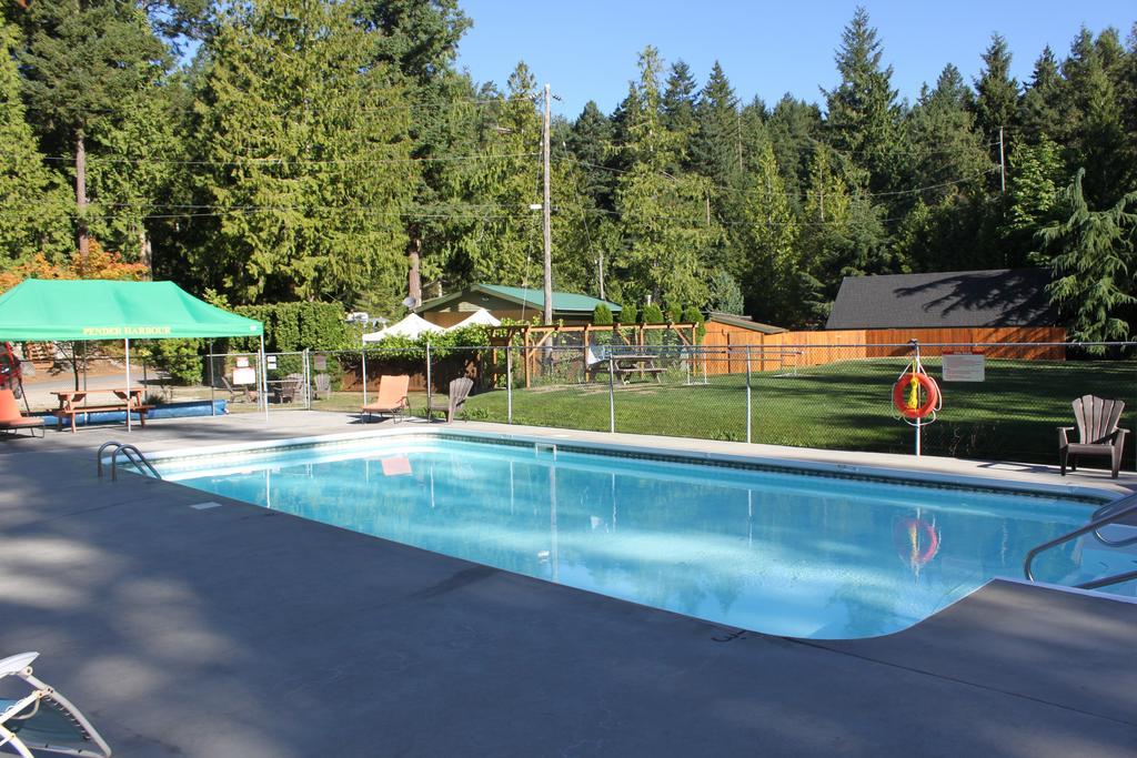 Pender Harbour Resort & Marina Garden Bay Exterior photo