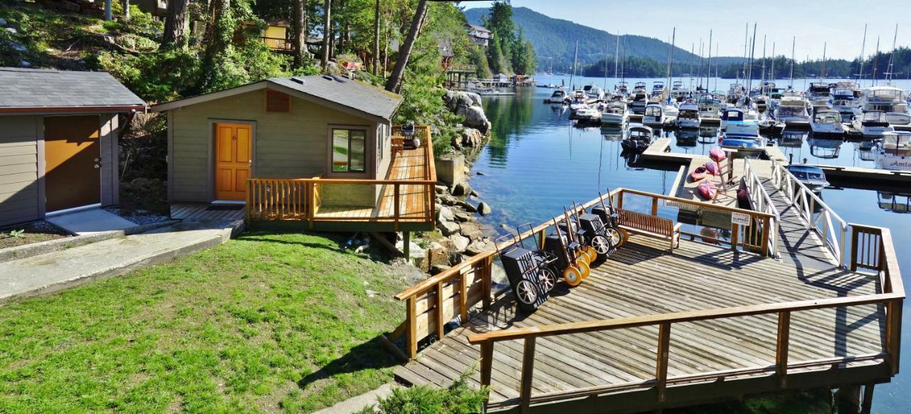 Pender Harbour Resort & Marina Garden Bay Exterior photo