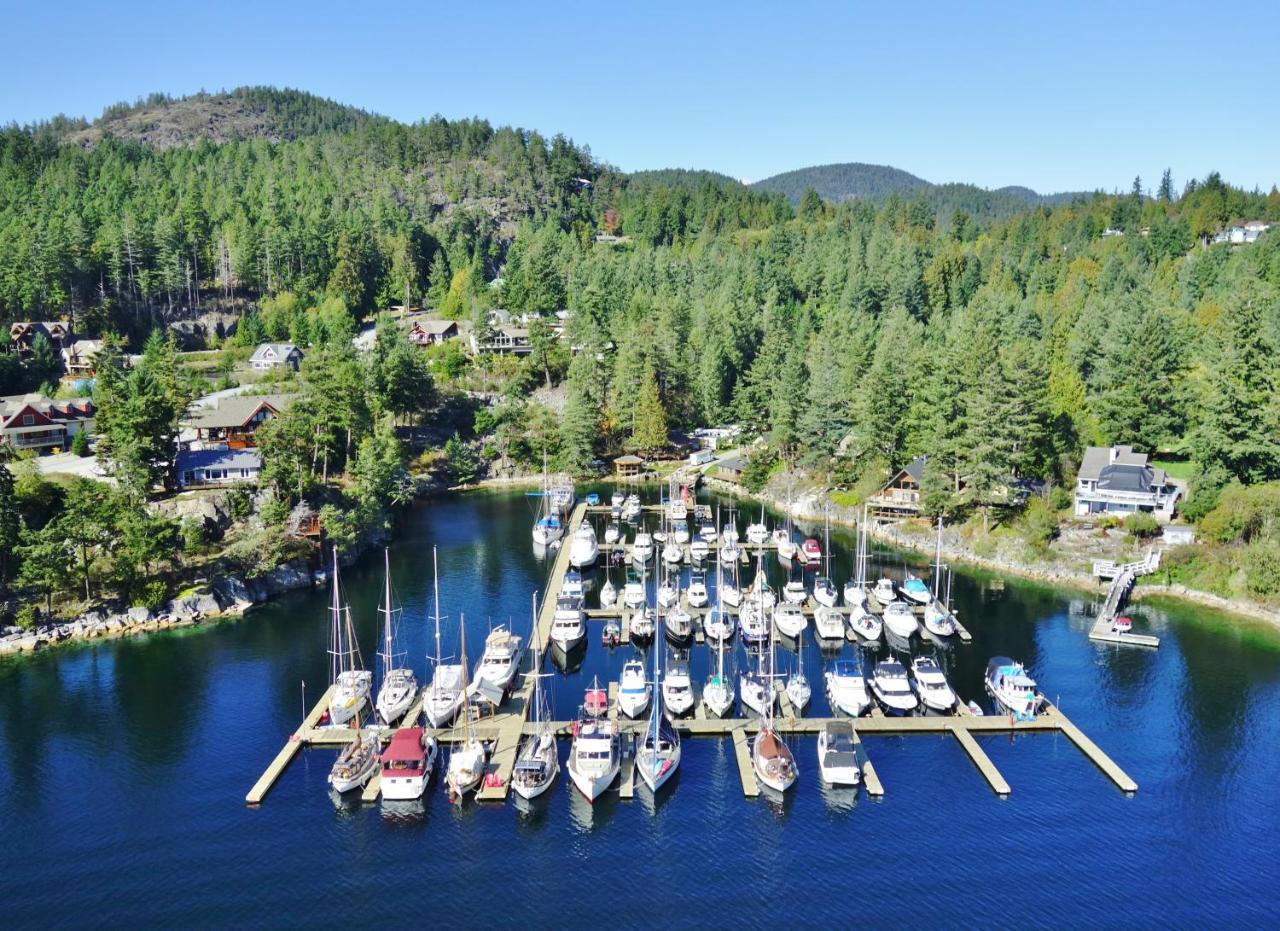 Pender Harbour Resort & Marina Garden Bay Exterior photo